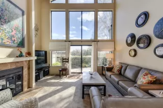 Photo #2: 221019941 Listing