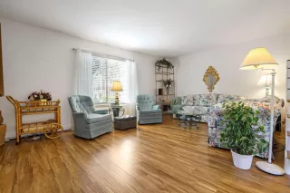 Photo #5: 221019999 Listing 