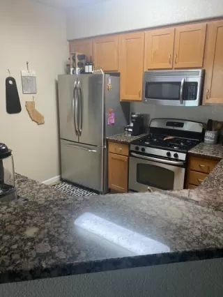 Photo #2: 221020406 Listing