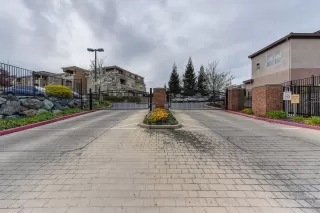 Photo #1: 221021203 Listing