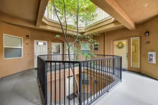 Photo #4: 221021203 Listing