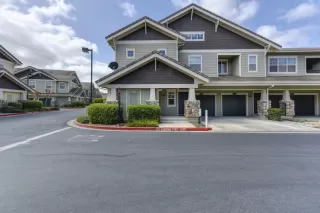 Photo #1: 221021383 Listing