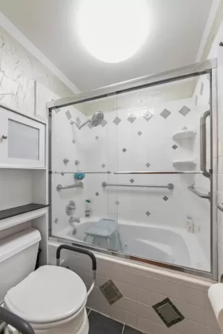 Photo #5: 221021461 Listing