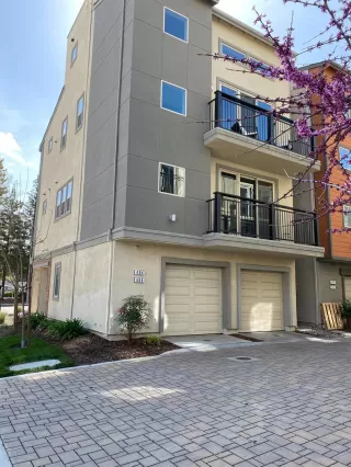 Photo #1: 221022935 Listing