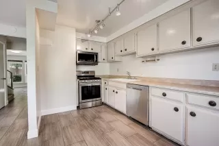 Photo #4: 221023352 Listing