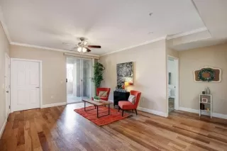 Photo #3: 221023672 Listing