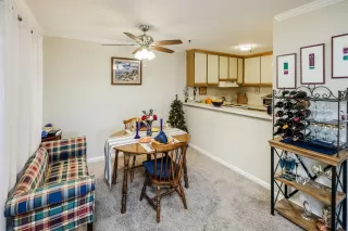 Photo #5: 221024224 Listing