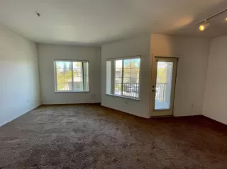 Photo #2: 221024484 Listing