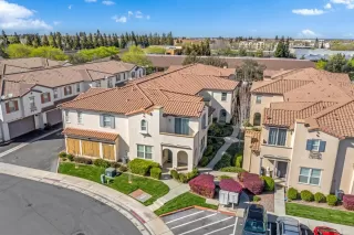 Photo #2: 221025959 Listing 