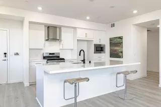 Photo #6: 221026376 Listing