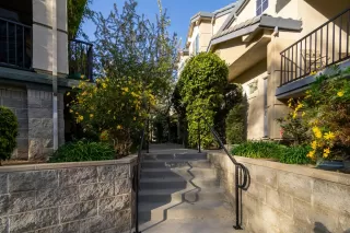 Photo #3: 221027195 Listing