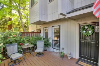 More Details about MLS # 221027960 : 5020 VERDANT LN