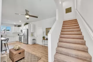 Photo #3: 221028326 Listing
