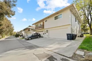 Photo #3: 221028578 Listing