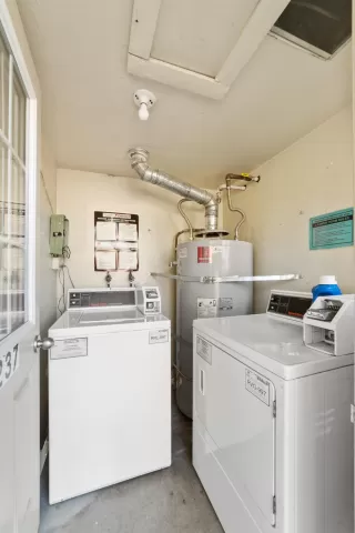 Photo #4: 221028578 Listing