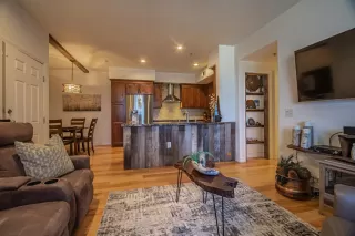 Photo #6: 221028583 Listing