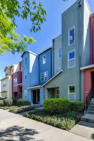 Photo #1: 221028601 Listing