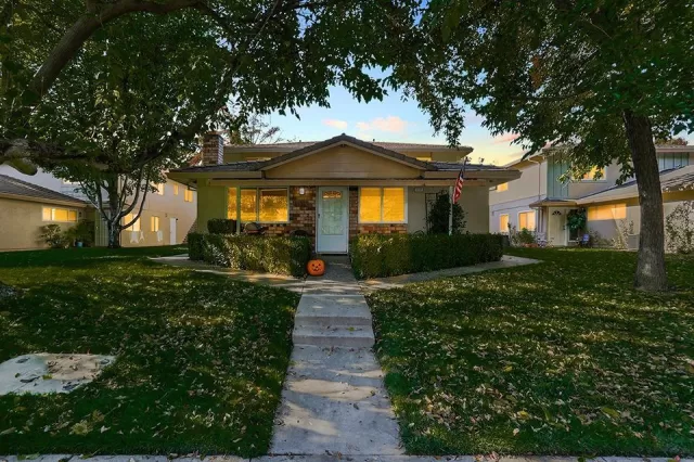 MLS: 221029233 Condo For Sale