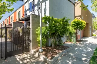 Photo #1: 221029665 Listing 