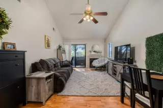 Photo #5: 221030149 Listing