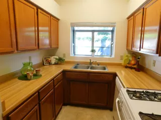 Photo #3: 221030733 Listing