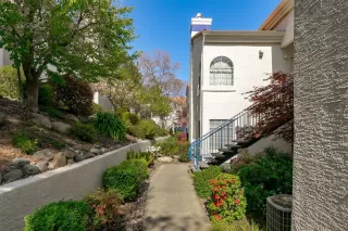 Photo #1: 221030787 Listing 