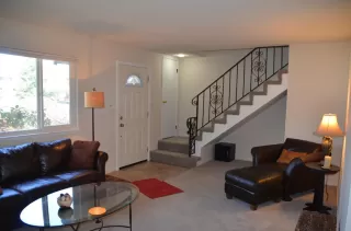 Photo #2: 221030844 Listing