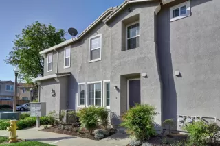 Photo #1: 221031445 Listing