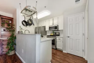 Photo #6: 221032834 Listing 