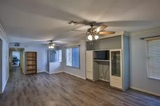 Photo #2: 221033324 Listing 