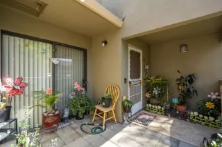 Photo #2: 221033330 Listing 