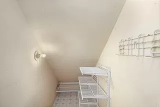 Photo #6: 221033593 Listing