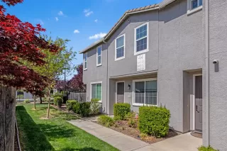 Photo #1: 221033837 Listing