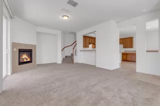 Photo #4: 221033837 Listing