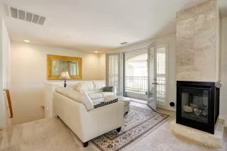 Photo #4: 221034513 Listing