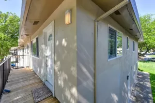 Photo #4: 221035040 Listing