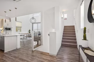 Photo #6: 221035147 Listing