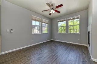 Photo #6: 221035435 Listing