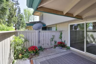 Photo #1: 221035662 Listing