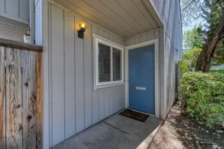 Photo #2: 221035802 Listing