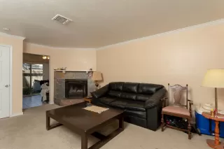 Photo #4: 221035913 Listing