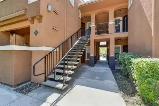 Photo #2: 221035978 Listing