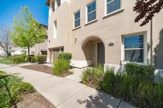 Photo #1: 221036054 Listing 