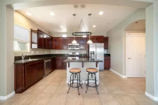 Photo #4: 221036054 Listing 