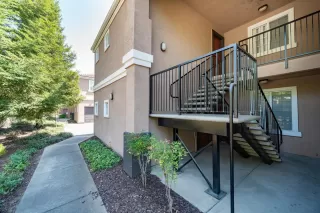 Photo #1: 221037176 Listing