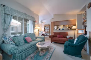 Photo #4: 221037176 Listing