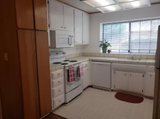 Photo #6: 221037288 Listing