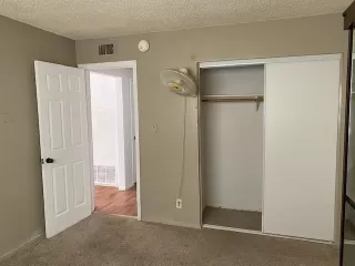 Photo #6: 221037416 Listing