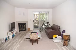 Photo #2: 221037648 Listing