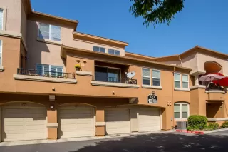 Photo #3: 221038027 Listing